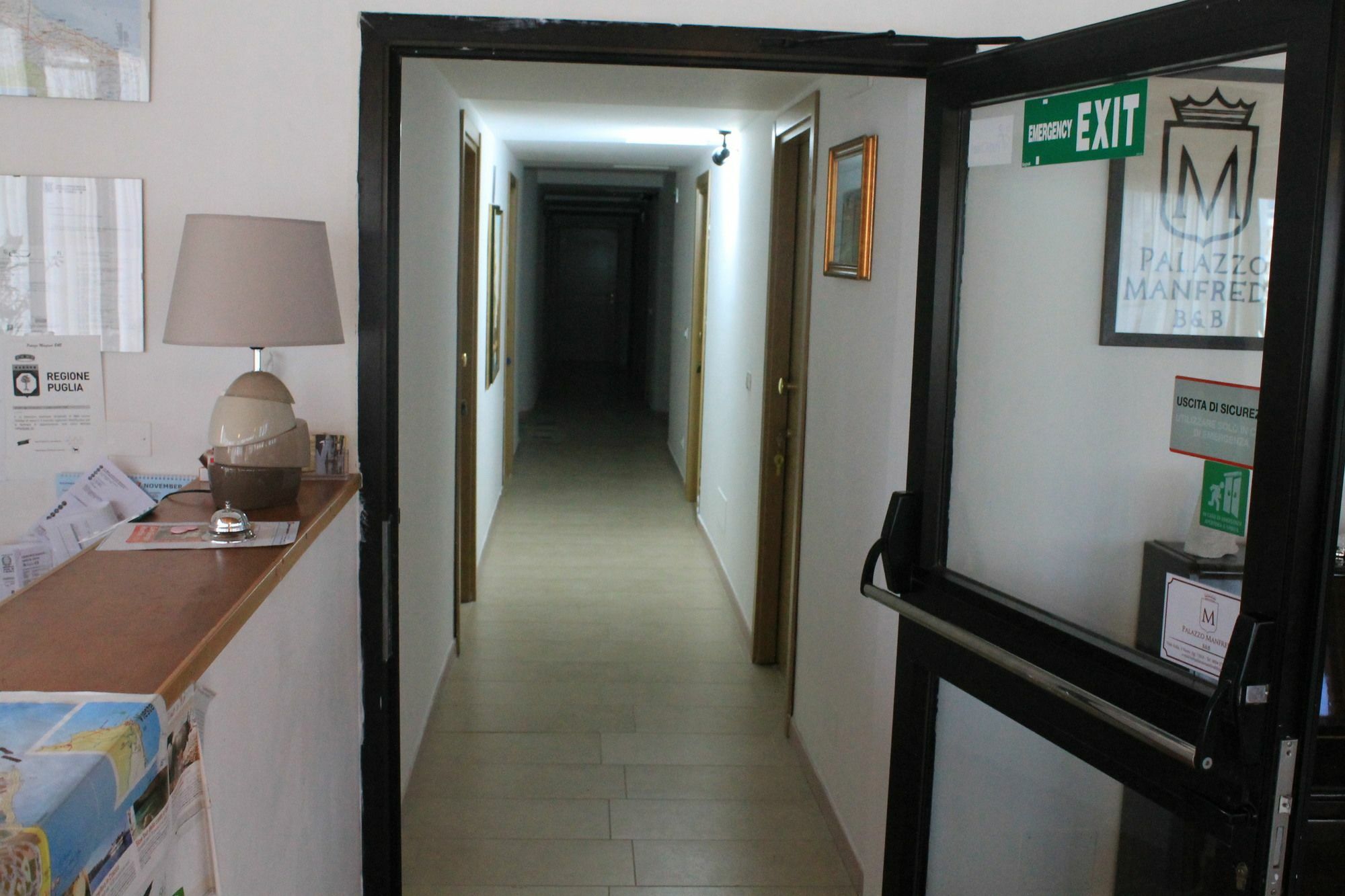 B&B Palazzo Manfredi Vieste, Fronte Mare Con Parcheggio Экстерьер фото