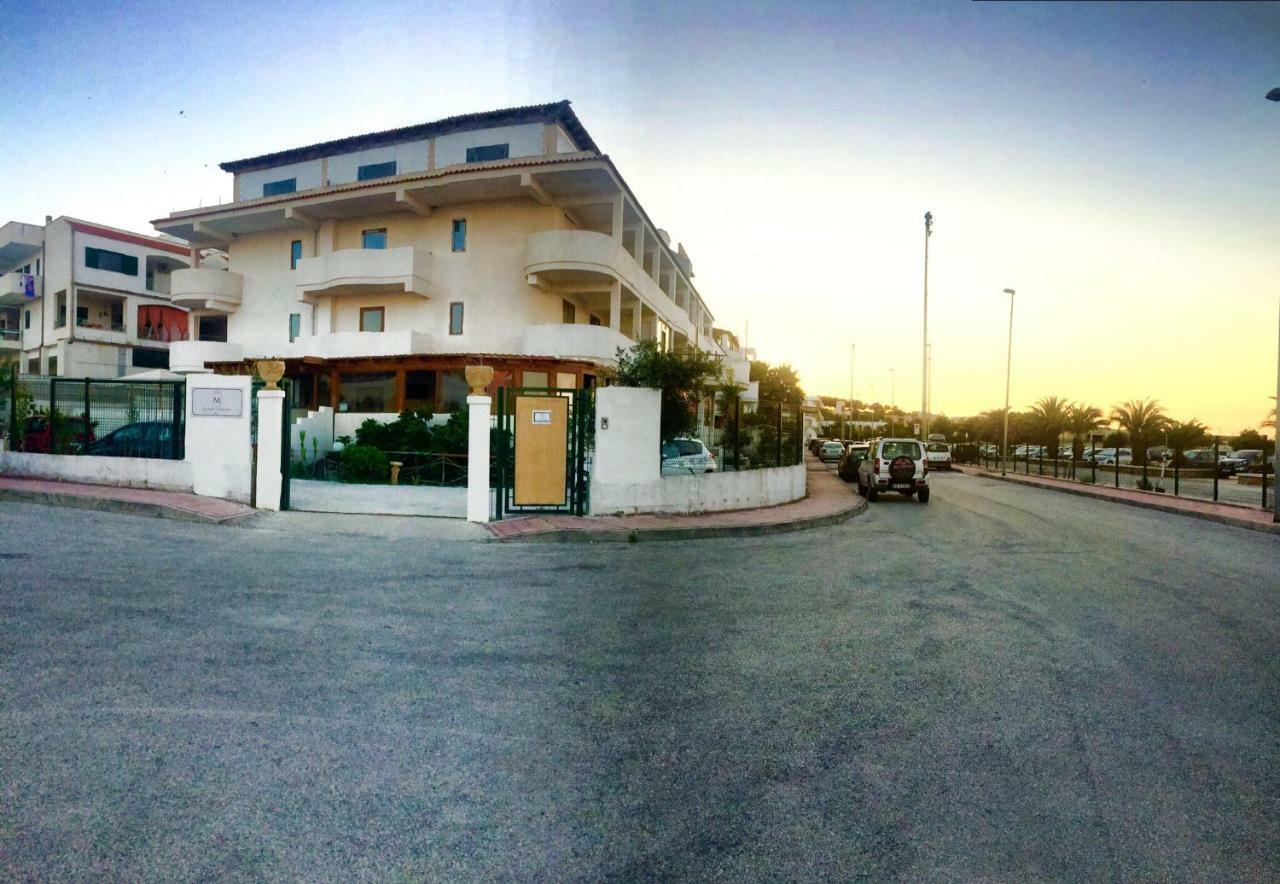 B&B Palazzo Manfredi Vieste, Fronte Mare Con Parcheggio Экстерьер фото